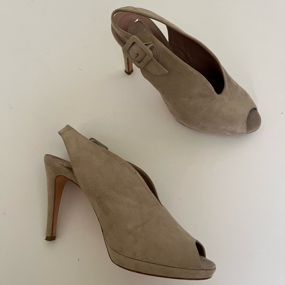Vince Camuto slingback open toed heels